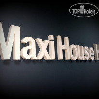 Maxi House Hostel 