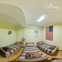 Hostel House 3-местный номер