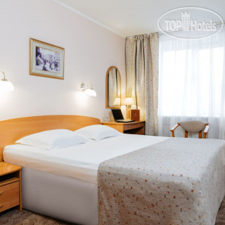 Фото отеля Полюстрово 3*