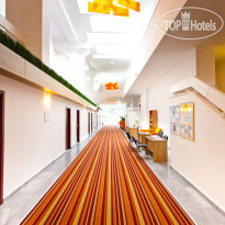 AluaSun Helios Beach  Hotel corridor