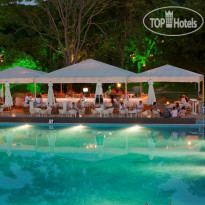 Grand Hotel Varna Party beach bar - night view