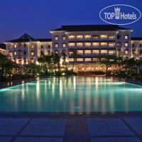 Royal Angkor Resort & Spa 5*