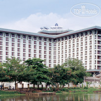 Chatrium Hotel Royal Lake Yangon 