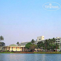 Inya Lake Hotel 5*