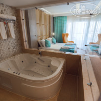 Bellagio Beach Resort & SPA  Deluxe Jacuzzi Room