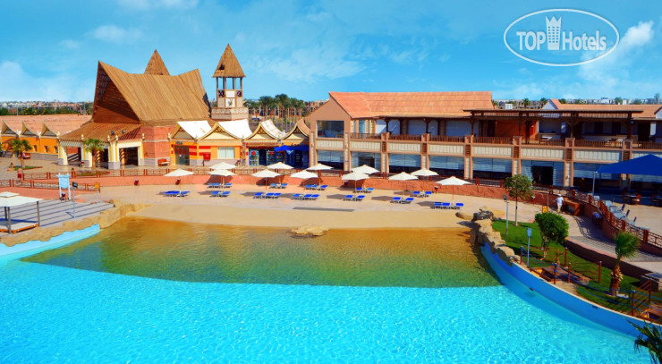 Пляж в Albatros Jungle Aqua Park - By Neverland 4*
