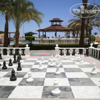 Golden 5 Almas Resort (закрыт) Гигантские шахматы