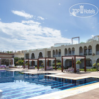 бассейн royal club в SUNRISE Arabian Beach Resort -Grand Select- 5*