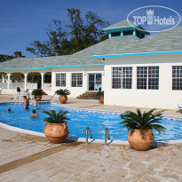 Turquoise Bay Dive & Beach Resort 