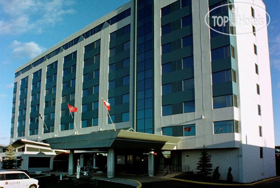 Фотографии отеля  Crowne Plaza Montreal Airport 4*