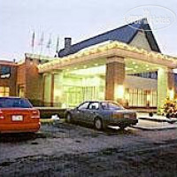 Holiday Inn Montreal Airport 4*
