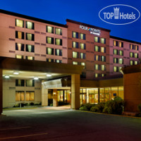 Four Points by Sheraton Toronto Airport 3*