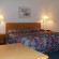 Econo Lodge Inn & Suites Kamloops Номер с двуспальной кроватью