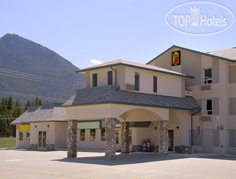 Фотографии отеля  Super 8 Invermere 2*