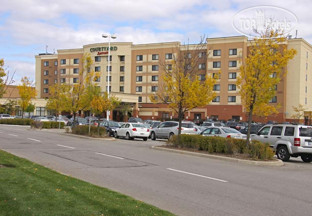 Фотографии отеля  Courtyard Toronto Brampton 3*