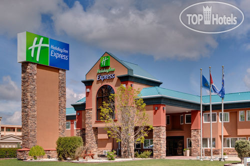 Фотографии отеля  Holiday Inn Express Red Deer 2*