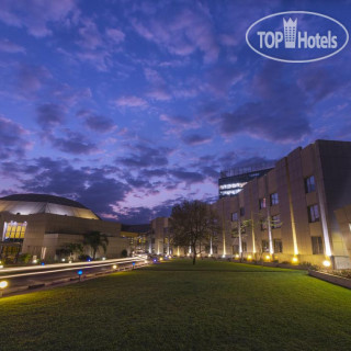 Фото отеля Radisson Blu Hotel Lusaka 5*