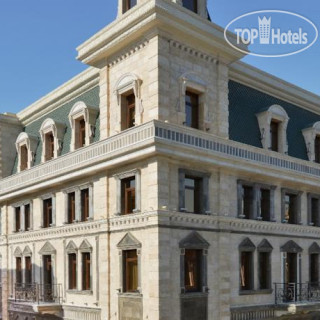 Фото отеля Divan Suites Batumi Home 5*