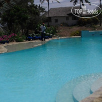 Hillpark Hotel - Tiwi Beach 