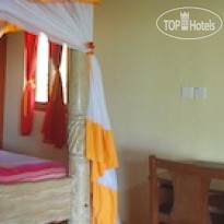 Hillpark Hotel - Tiwi Beach 