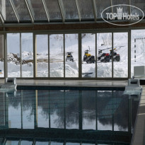 Golden Palace Hotel Resort & Spa Snow mobiles