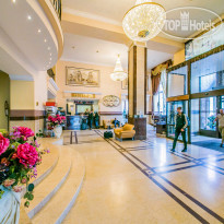Minsk Hotel Лобби