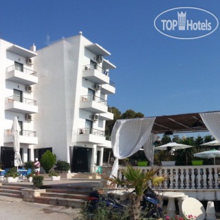 Фото отеля La Perla Hotel 4*