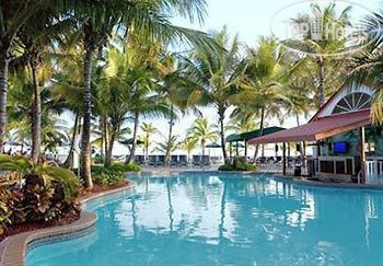 Фотографии отеля  Courtyard Isla Verde Beach Resort 4*
