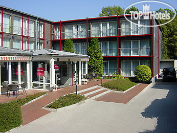 Фотографии отеля  Mercure Hotel Am Entenfang Hannover 3*