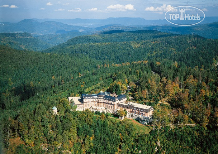 Фотографии отеля  Schlosshotel Buhlerhohe 5*