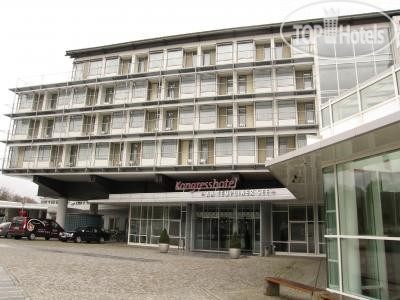 Фотографии отеля  Kongresshotel Potsdam am Templiner See 3*