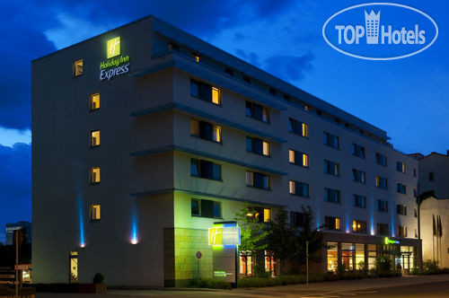 Фотографии отеля  Holiday Inn Express Frankfurt Messe 3*