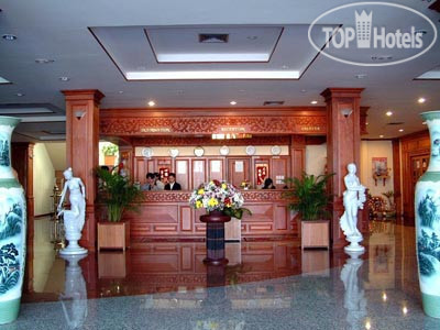 Фотографии отеля  AngKham Hotel 4*