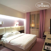 Crystal Hotel Belgrad 