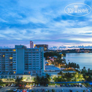 Фото отеля Holiday Resort & Spa Guam 4*