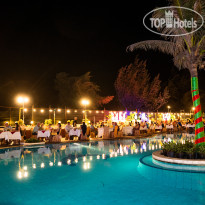 Golden Coast Resort & Spa Pool Party 4 - Golden Coast Re