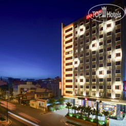 Ibis Saigon Airport 4*