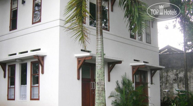 Фотографии отеля  Pondok Cipaheut Dago Villa 1*