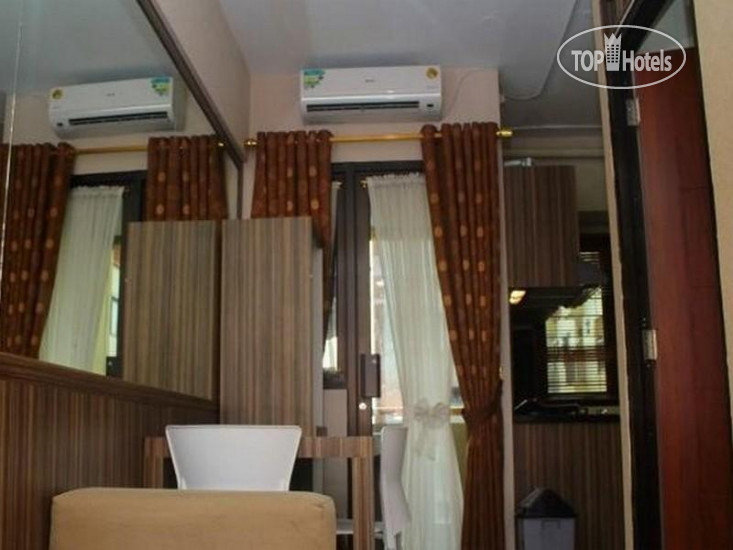 Фотографии отеля  Adam Apartment Kebagusan City 3*