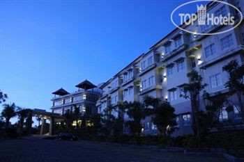 Фотографии отеля  Lorin New Kuta Hotel 4*