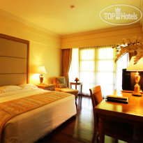 Bintang Bali Resort Deluxe Suite - Bed Room
