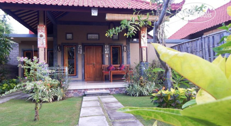 Фотографии отеля  Pondok Sindhu Guest House 