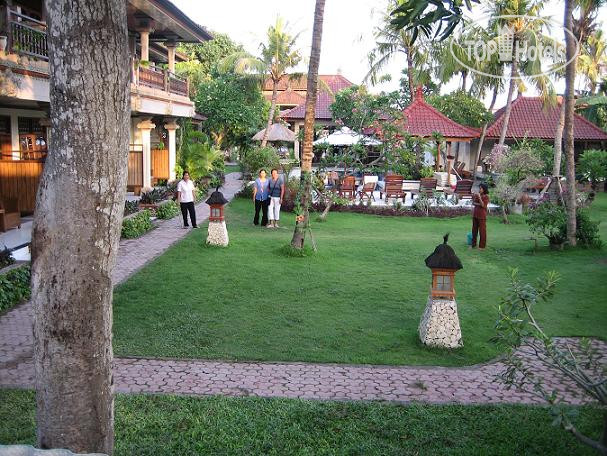 Фотографии отеля  Taman Agung Sanur 2*