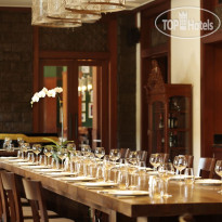 Awarta Nusa Dua Luxury Villas and Spa The Long Table Restaurant