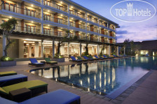 Santika Siligita Hotel 3*