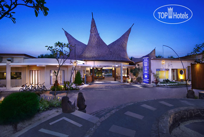 Фотографии отеля  Aston Sunset Beach Resort - Gili Trawangan 5*