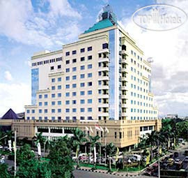 Фотографии отеля  Grand Mercure Maha Cipta Medan Angkasa 5*