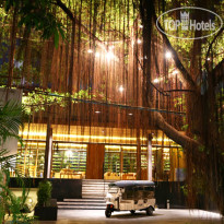 Ad Lib Bangkok Hotel 