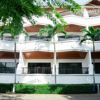 Фото отеля Grand Jomtien Palace (Main Wing) 3*