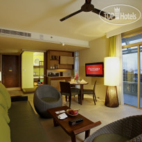 Centara Grand Mirage Beach Resort Pattaya Club Mirage Family Residence S
